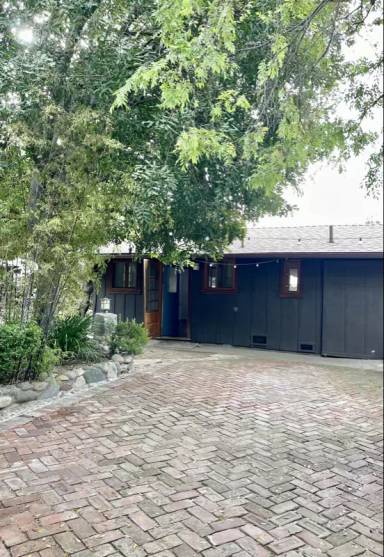 Main picture of 5273 Mount Royal Dr