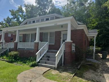 Main picture of 1202 E Muller Ave