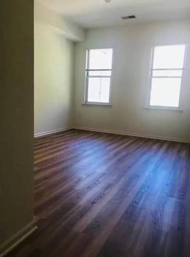 Main picture of 76 Morris St