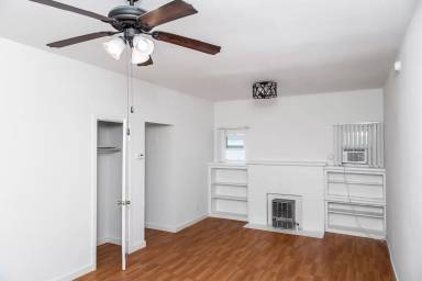 Main picture of 828 S Glendale Ave
