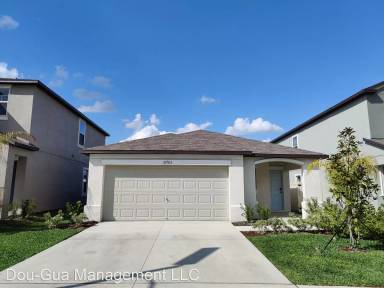 Main picture of 31703 Barrel Wave Way