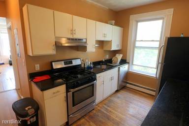 Main picture of 115 Hampshire St