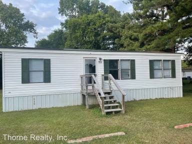 Main picture of 275 Booth Ln