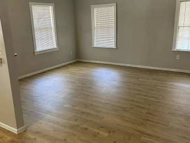 Main picture of 1809 W 16th St