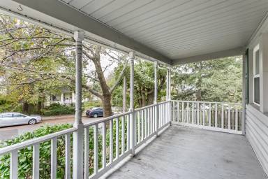 Main picture of 810 Overbrook Rd