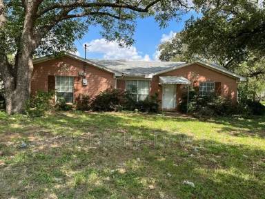 Main picture of 3608 Tarrant Main St