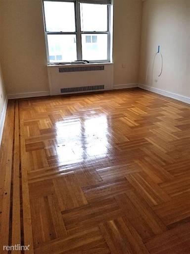 Main picture of 7001 113th St