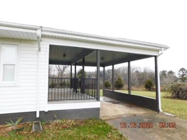 Main picture of 2955 Beatty Rd