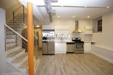 Main picture of 407 Dudley St