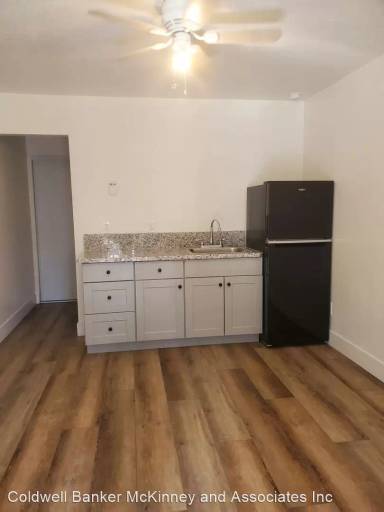 Main picture of 1031 Moss Rd