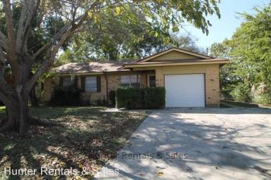 Main picture of 1304 Carrollton Ave