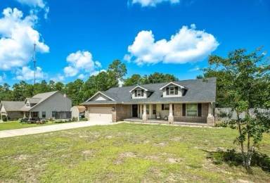 Main picture of 191 Conquest Ave