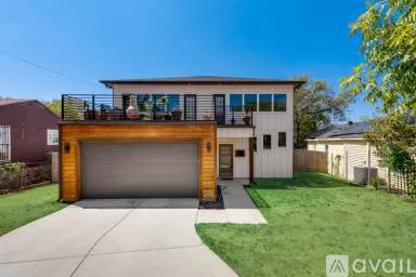 Main picture of 339 Avenue E