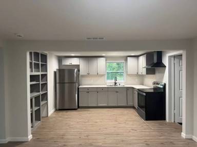 Main picture of 5057 Tillie Ln