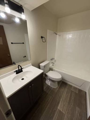 Main picture of 2008 W Woodriver Dr