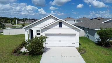 Main picture of 17073 Oval Rum Dr