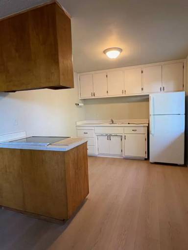 Main picture of 331 Huntley Ave