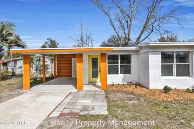 Main picture of 2515 Lourdes Dr W