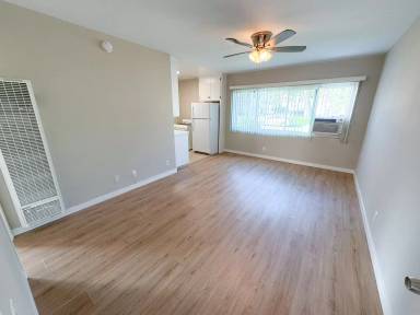 Main picture of 1442 E Maple St