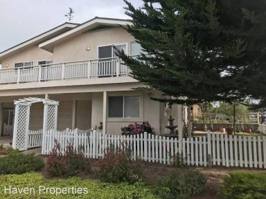 Main picture of 870 Pacific St