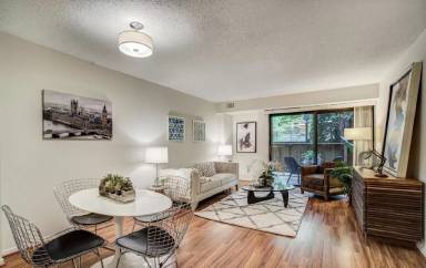 Main picture of 2320 Wisconsin Ave NW