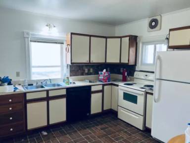 Main picture of 1585 Gardners Ln