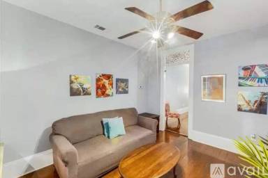 Main picture of 2209 Conti St