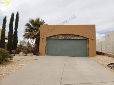 Main picture of 2213 Santa Ana