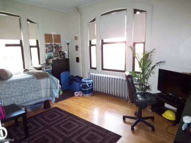 Main picture of 60 Fenway