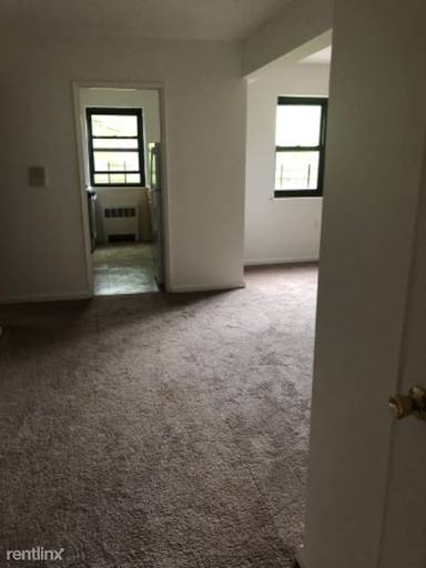 Main picture of 44 Fleetwood Ave