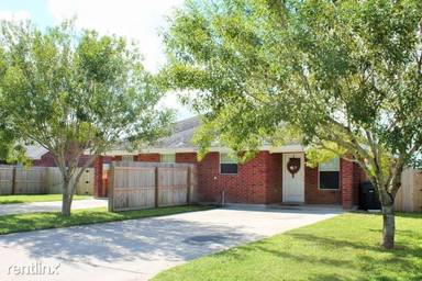 Main picture of 2005 N G St