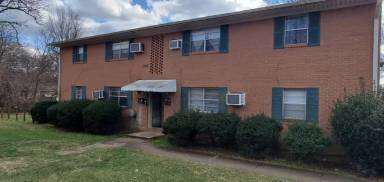 Main picture of 3000 Kentwood St