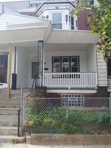 Main picture of 5826 Washington Ave