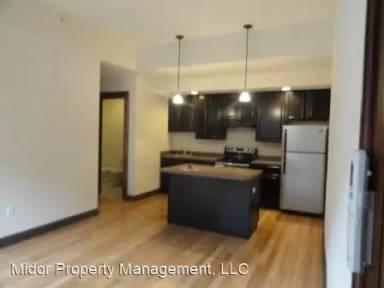 Main picture of 37 W Market St