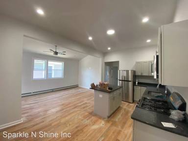 Main picture of 303 8th Ave