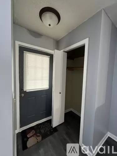 Main picture of 9978 Fillmore St NE