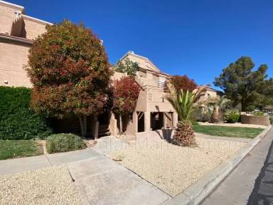 Main picture of St. George Apartments