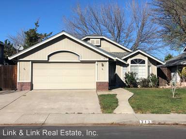 Main picture of 713 Raven Dr