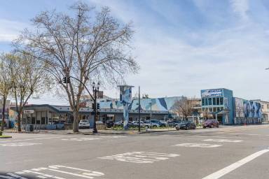 Main picture of 233 Broadway