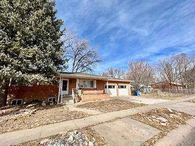 Main picture of 222 W Polk St