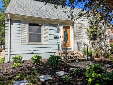 Main picture of 3030 Colorado Ave S