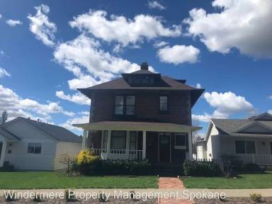 Main picture of 1220 S Ash St