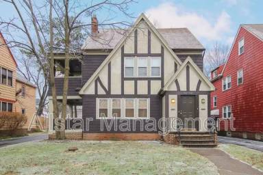 Main picture of 1519 Genesee Rd