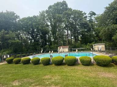 Main picture of 96 Richardson Rd
