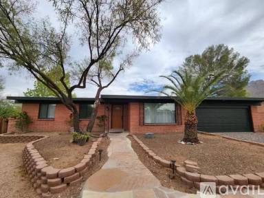 Main picture of 612 W Placita de la Poza