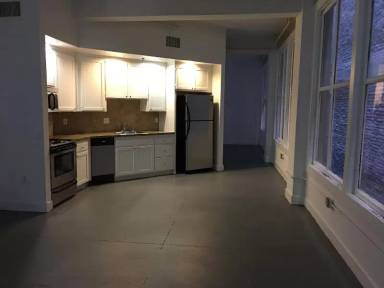 Main picture of 626 S Spring St