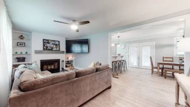 Main picture of 668 Huntington Ridge Dr