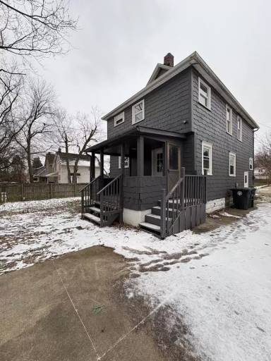 Main picture of 2297 8th St SW