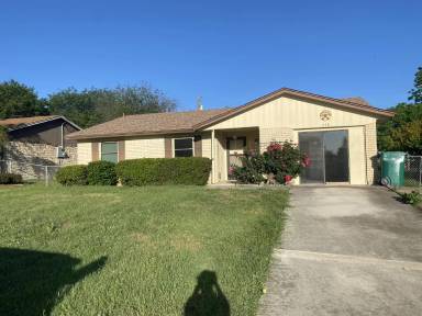 Main picture of 578 Verna Lee Blvd