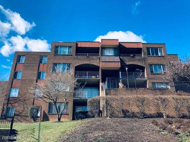 Main picture of 422 Girard St